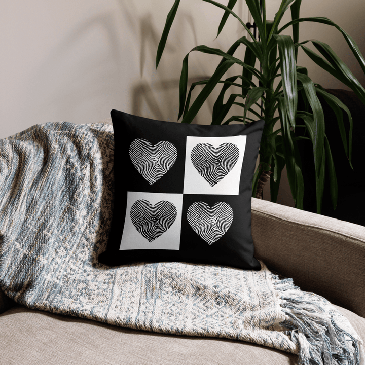 Dein Traumzimmer Fingerprint Hearts I Schwarz Premium Dekokissen Dekorative Kissen