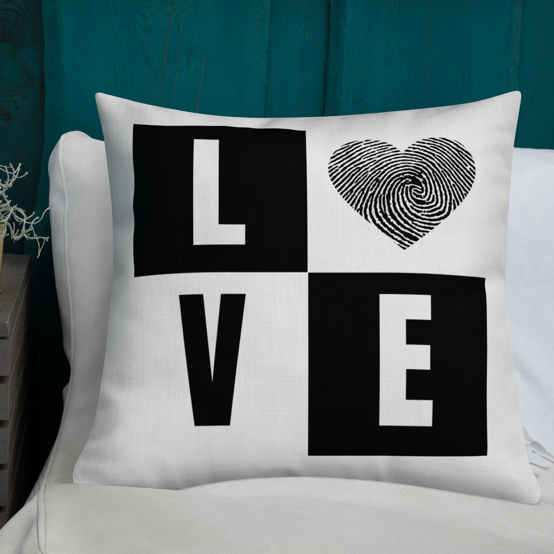 Dein Traumzimmer Love I Premium Dekokissen Dekorative Kissen