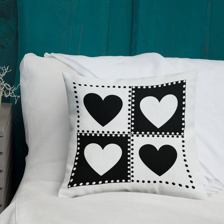 Dein Traumzimmer Hearts Dots I Weiß Premium Dekokissen Dekorative Kissen
