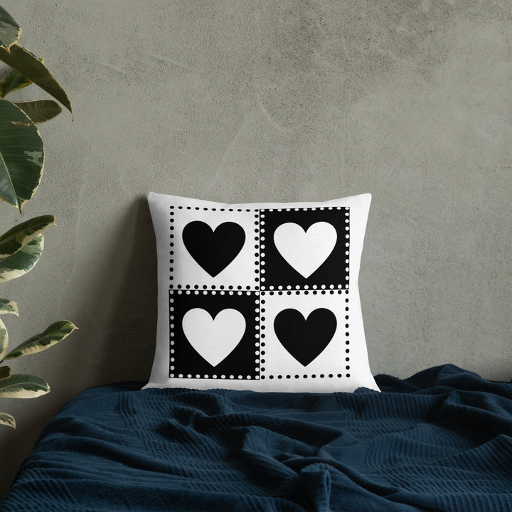 Dein Traumzimmer Hearts Dots I Weiß Premium Dekokissen Dekorative Kissen