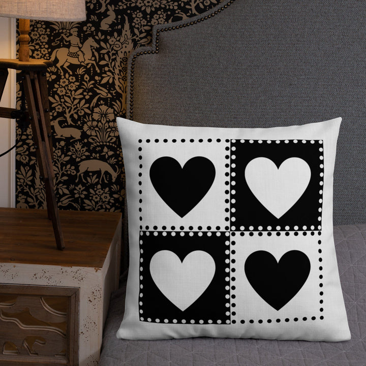 Dein Traumzimmer Hearts Dots I Weiß Premium Dekokissen Dekorative Kissen