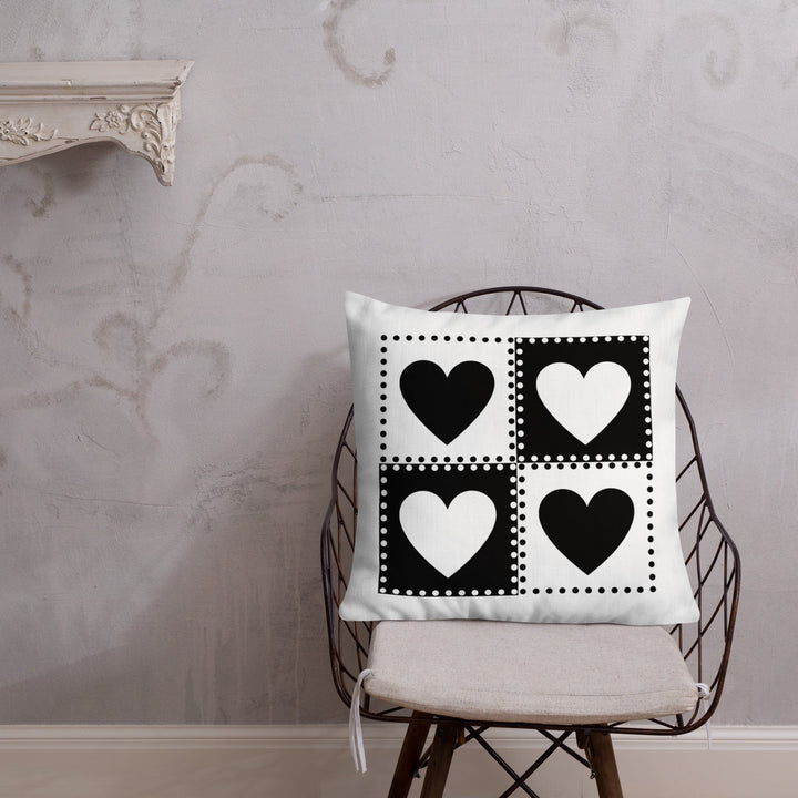 Dein Traumzimmer Hearts Dots I Weiß Premium Dekokissen Dekorative Kissen